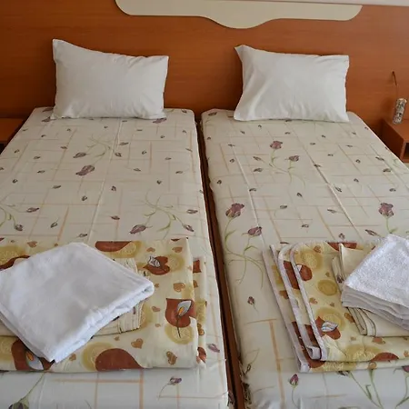 Hotel Koraba Golden Sands